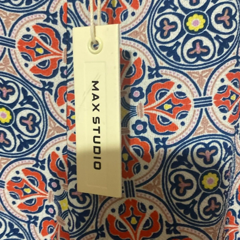 Max studio - Picture 2 of 4